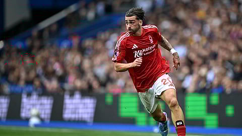 Jota Silva alinha no Nottingham Forest. 