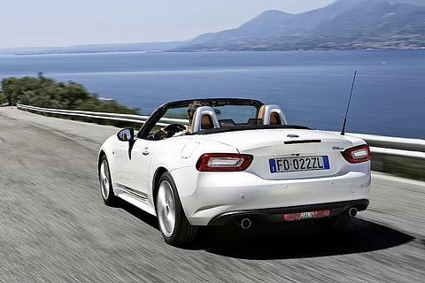 Fiat 124 Spider: Sushi à carbonara