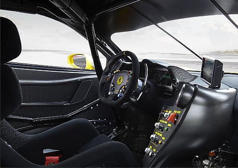 Ferrari 488 Challenge revelado nas finais mundiais