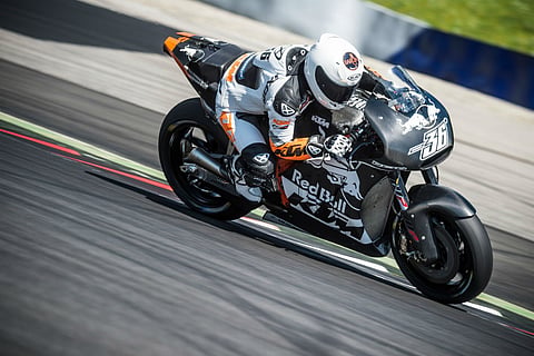 KTM prepara desportiva de 240 CV