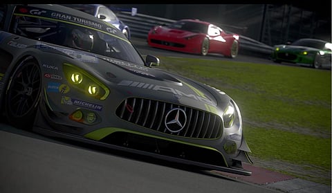Gran Turismo promete experiência de pilotagem hiper-realista