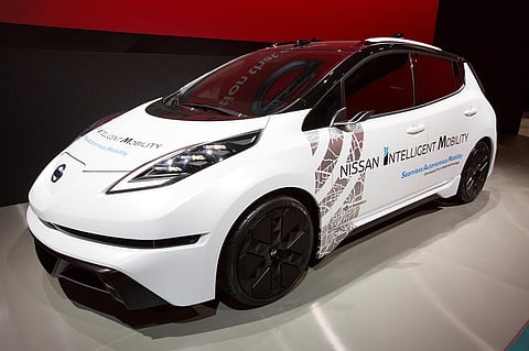 Próximo Nissan Leaf vai ter condução autónoma