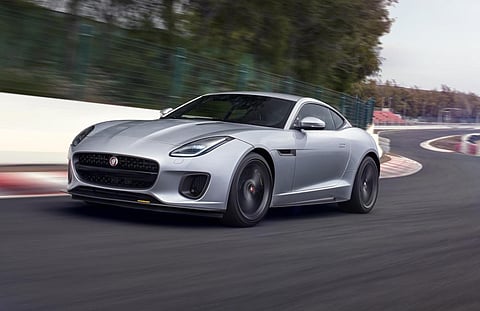 Novo Jaguar F-Type ligado à GoPro