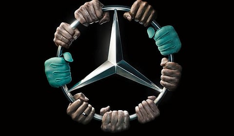 Mercedes lidera mercado premium mundial