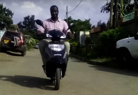Estudantes do Quénia criam scooters elétricas