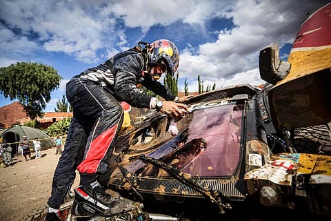 Dakar: Sainz despenhou-se numa ravina de 15 metros