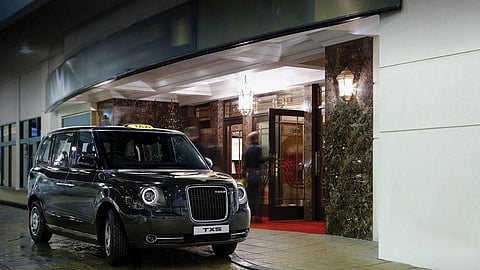 Volvo XC90 usado para esconder o novo táxi de Londres