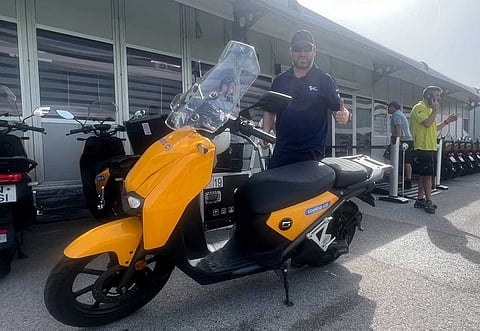 MotoGP de Portugal: Só vão poder andar scooters eléctricas no paddock