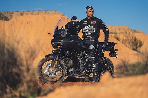 Harley-Davidson e Joan Pedrero vencem na Baja da Extremadura