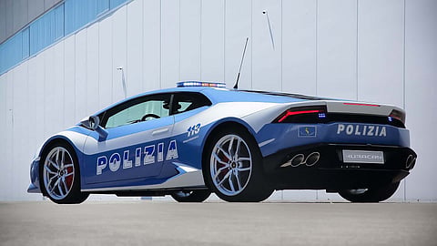 Há 20 anos que a polícia italiana anda de Lamborghini