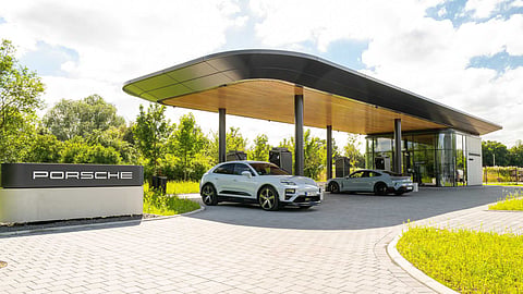 Porsche Charging Service Plus permite carregar em 24 países na Europa