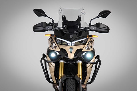 Voge 625 DSX completa gama de motos trail do fabricante chinês