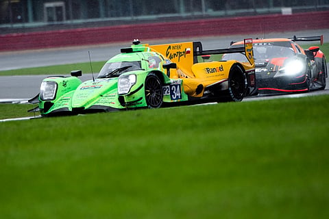 Pedro Perino mostra rapidez  com grande recuperação em Silverstone