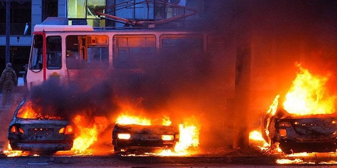 Pelo menos três mortos em novo ataque russo durante a noite contra província ucraniana de Zaporijia