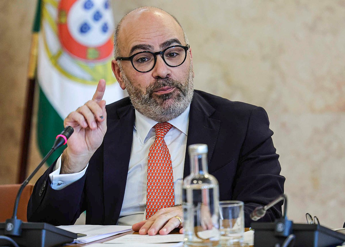 Licenças em Cascais. Miguel Pinto Luz diz que "todos os pareceres técnicos externos e internos cumprem a lei"