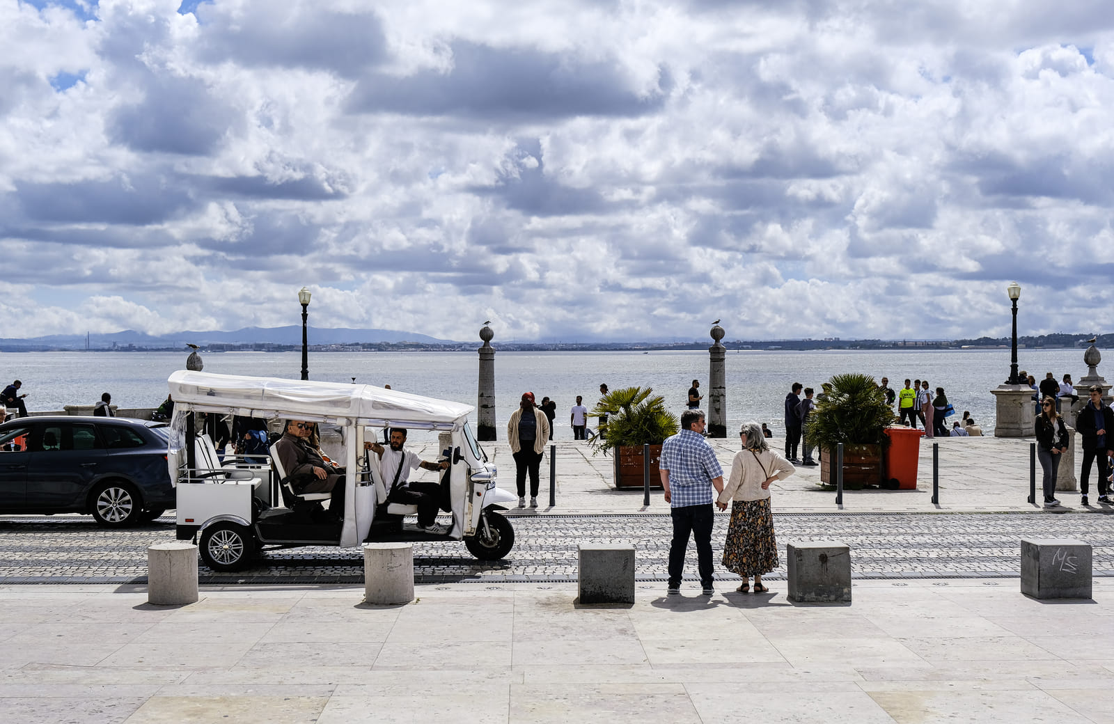 Lisbon issued an average of nearly 90 fines per day to tuk-tuks by the end of 2025 under new rules