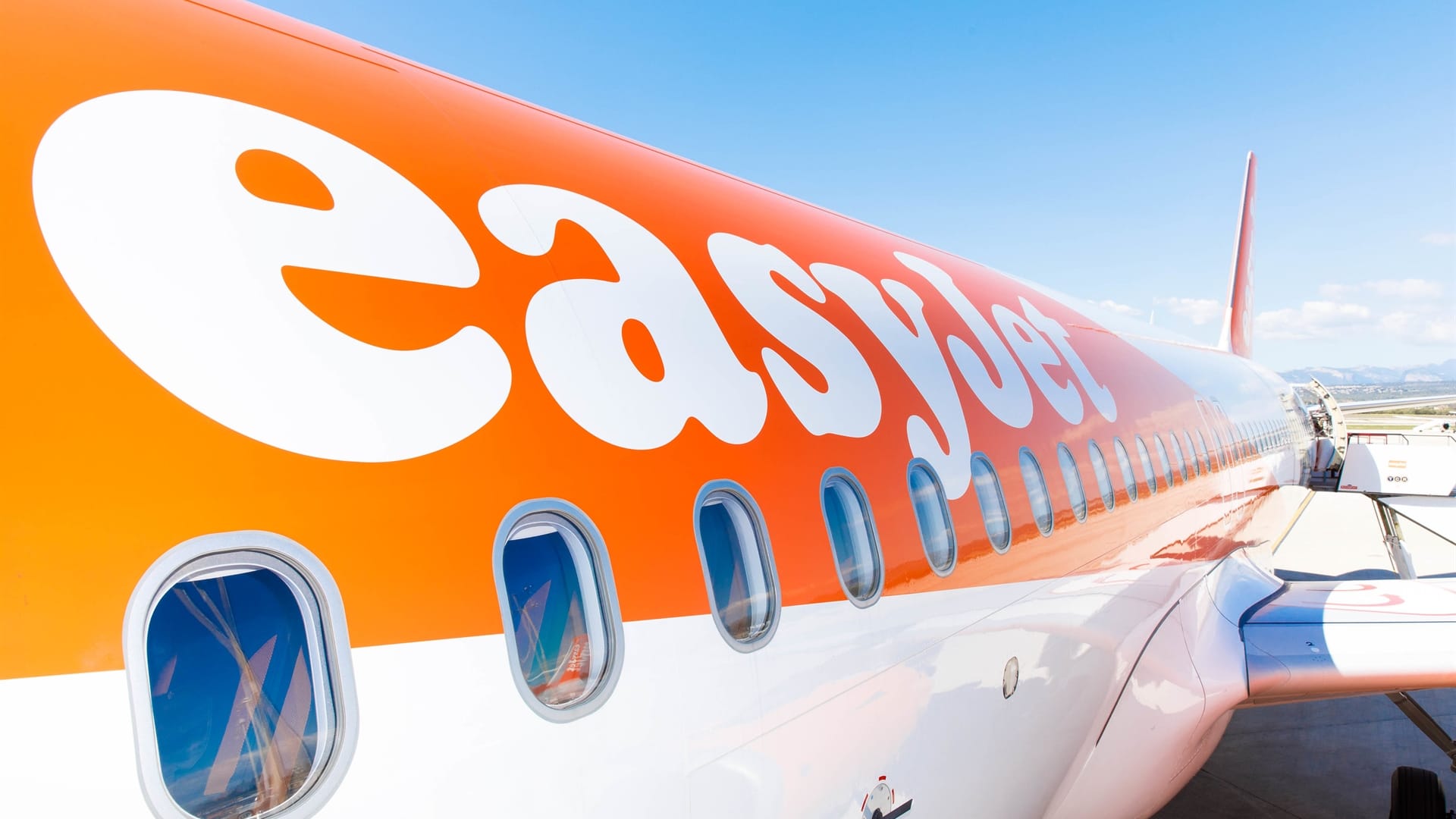 EasyJet strengthens connections from Faro with 18 routes to four countries