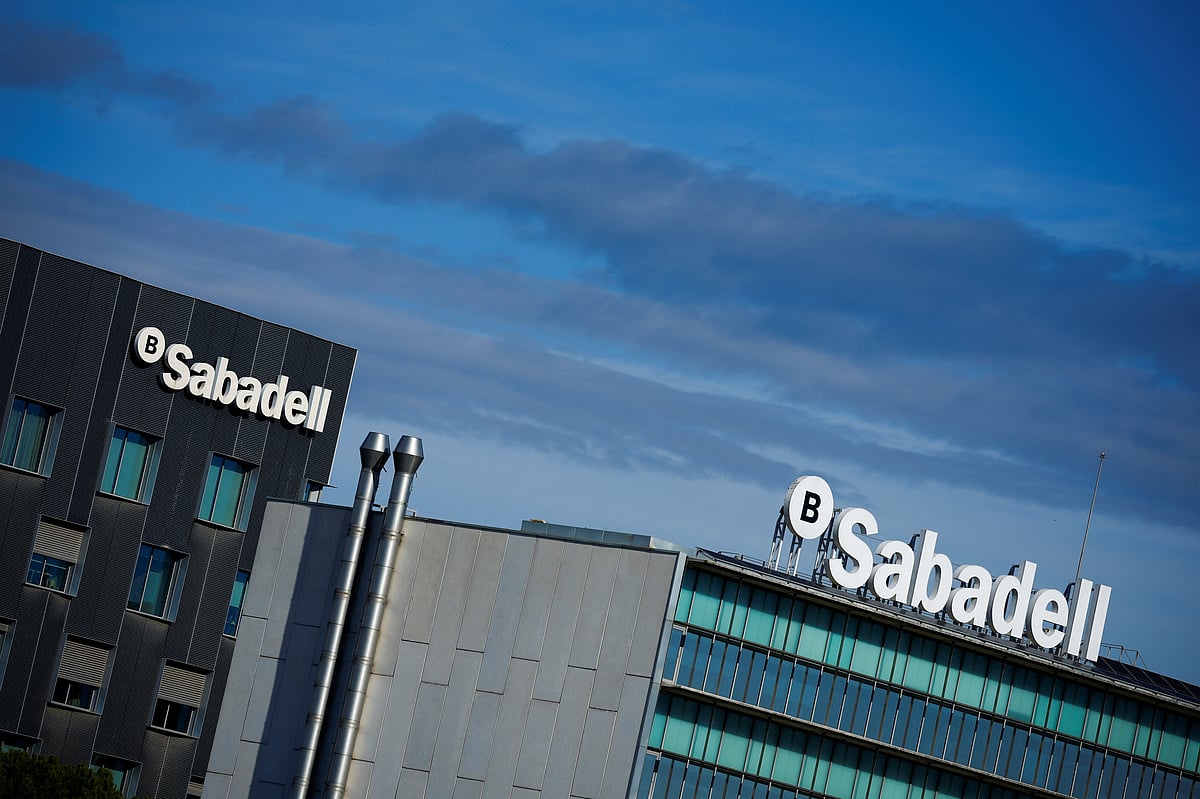 Banco Sabadell diminui lucros em 0,5% no primeiro semestre para 971 milhões