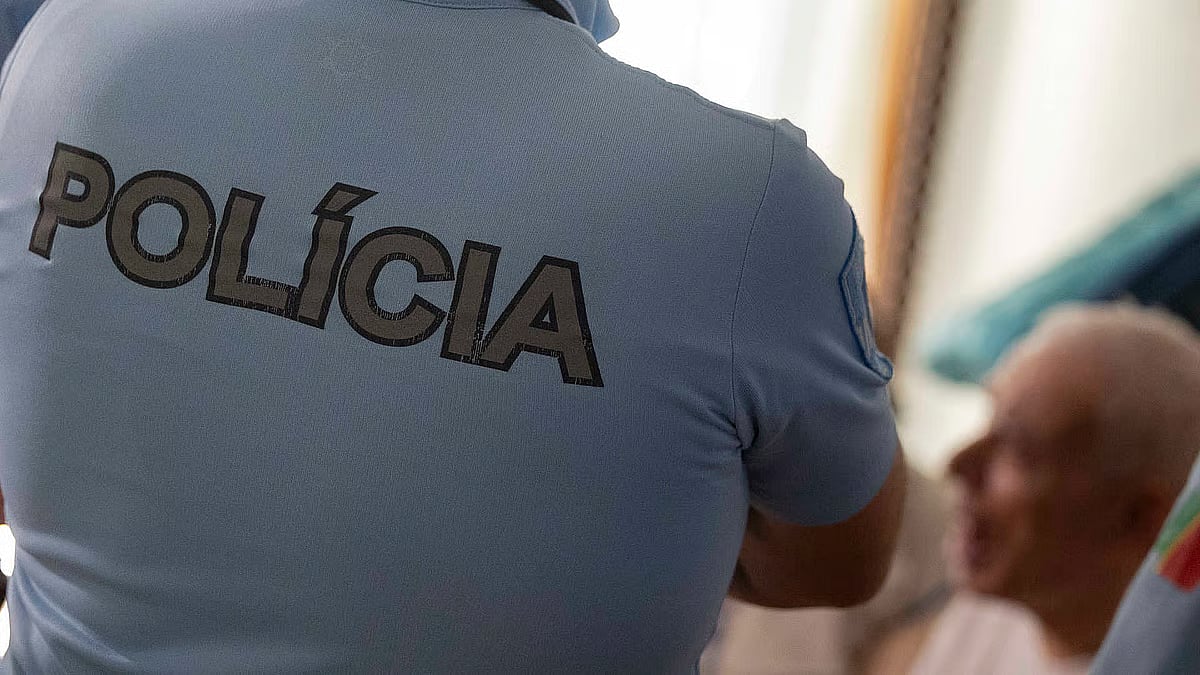 Youth who stabbed PSP officer inside police station remanded in custody