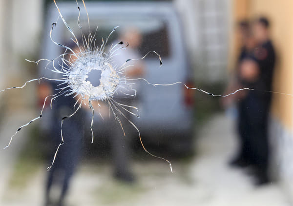 Shooting near Montijo school leaves two injured