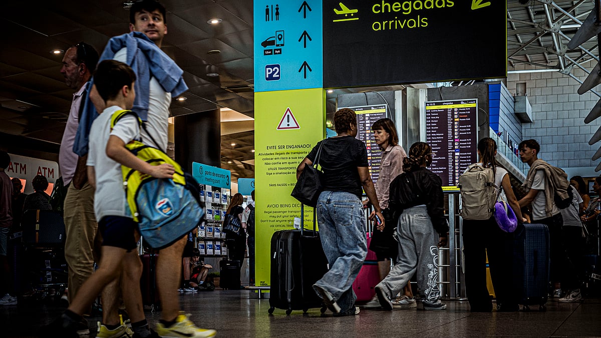 Delays in border control: minister announces service improvements at Lisbon airport next month