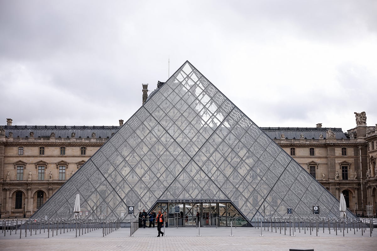 Roubo no Louvre: Joias Históricas Avaliadas em 88 Milhões de Euros