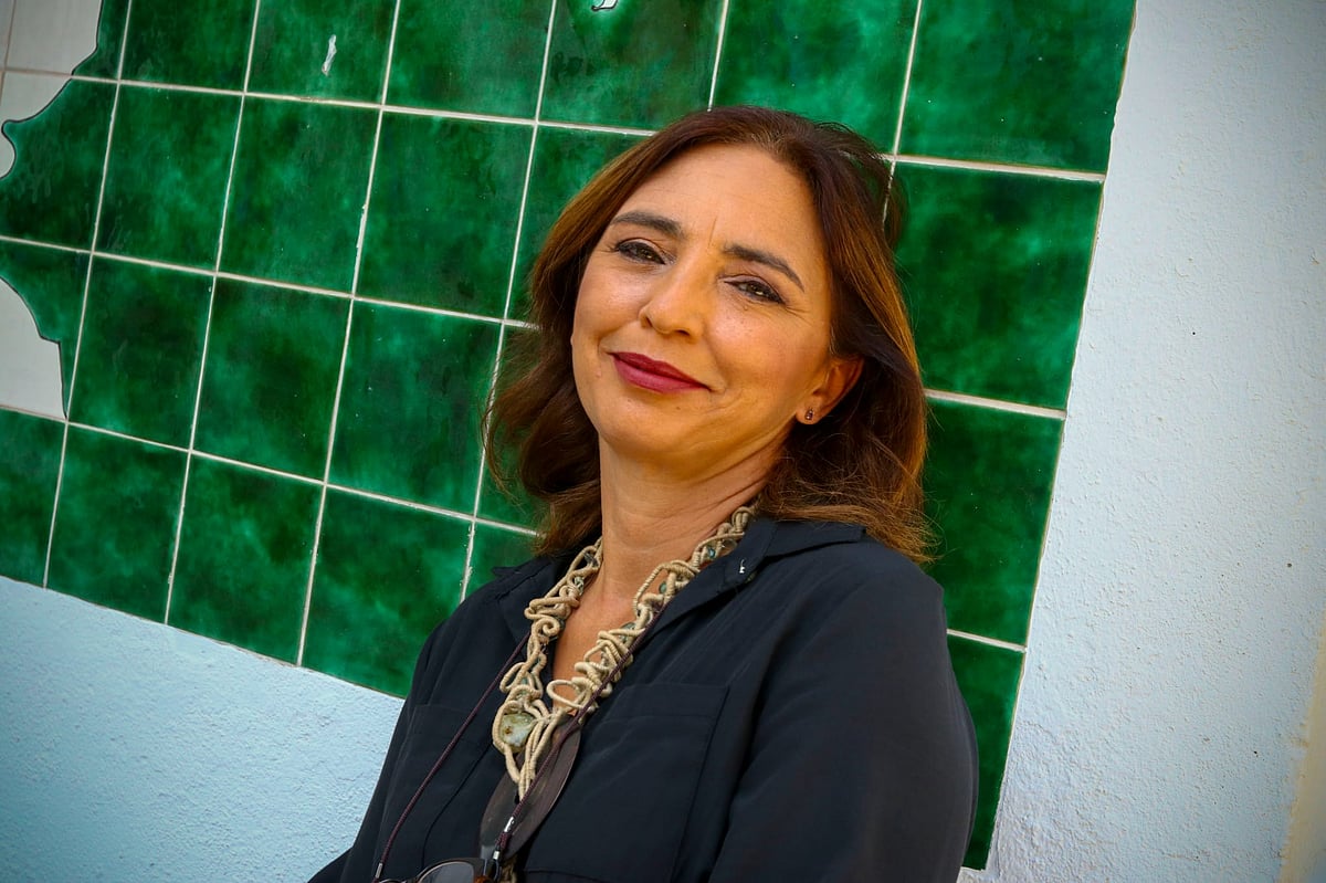 Assembleia Municipal de Almada rejeitou moção de censura do PSD a Inês de Medeiros