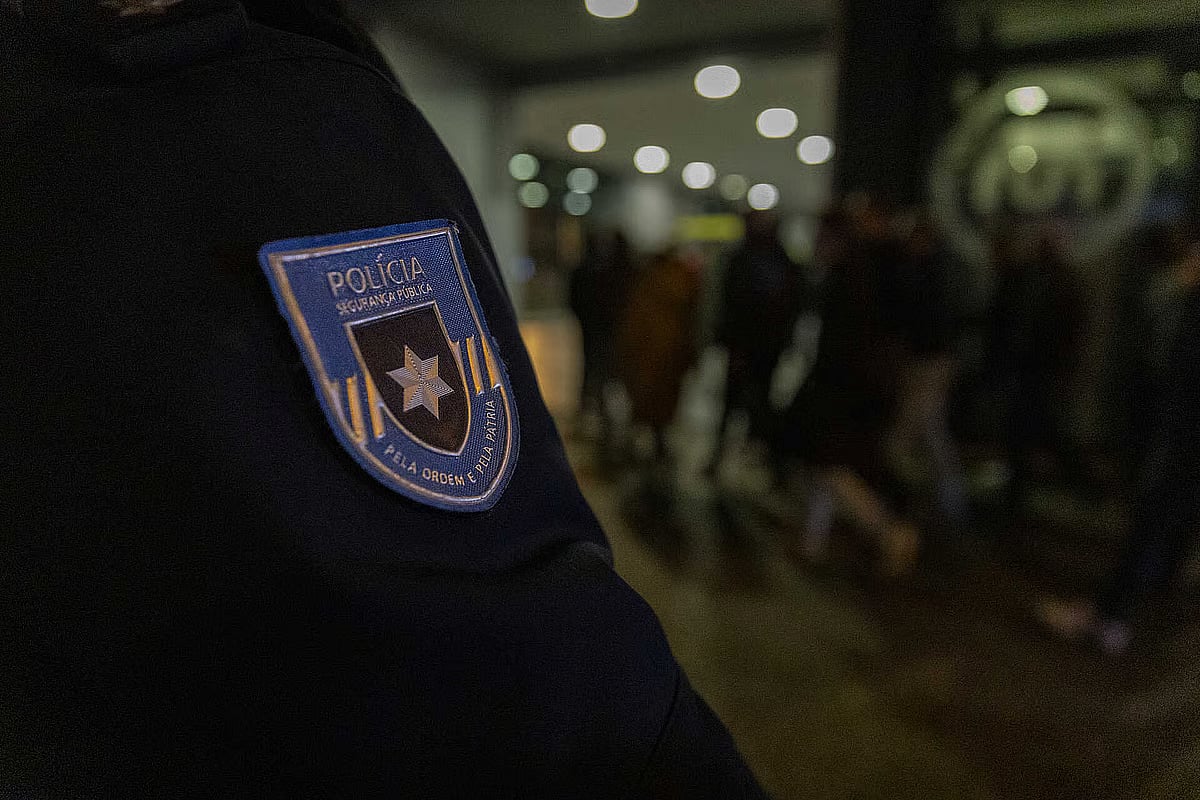 Man arrested for assaults in public in Caldas da Rainha. He is a repeat offender and has been hospitalised