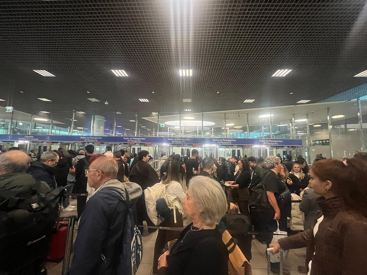 Portugal launches app to streamline airport border control