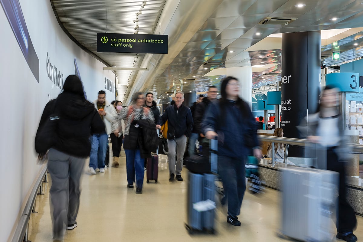 Missão da GNR no controlo de fronteiras do aeroporto de Lisboa terminou. 367 novos agentes da PSP iniciam estágio esta segunda