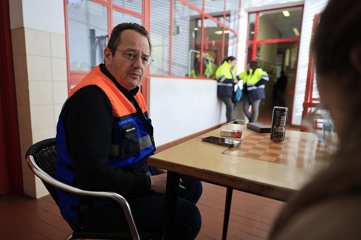 Mayor of Leiria refuses to discuss phone calls (with Nuno Melo) while population remains without communications