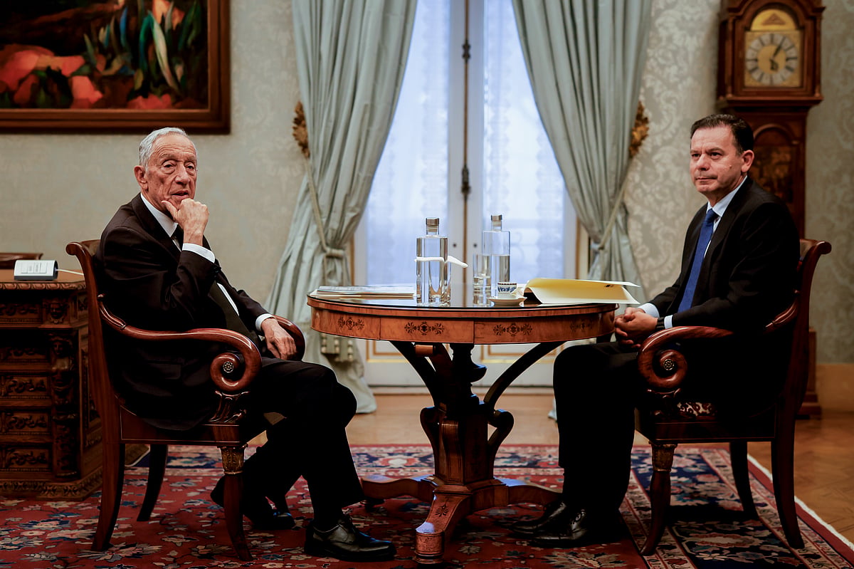 Marcelo Rebelo de Sousa alongside Luís Montenegro at the PSD's 52nd anniversary