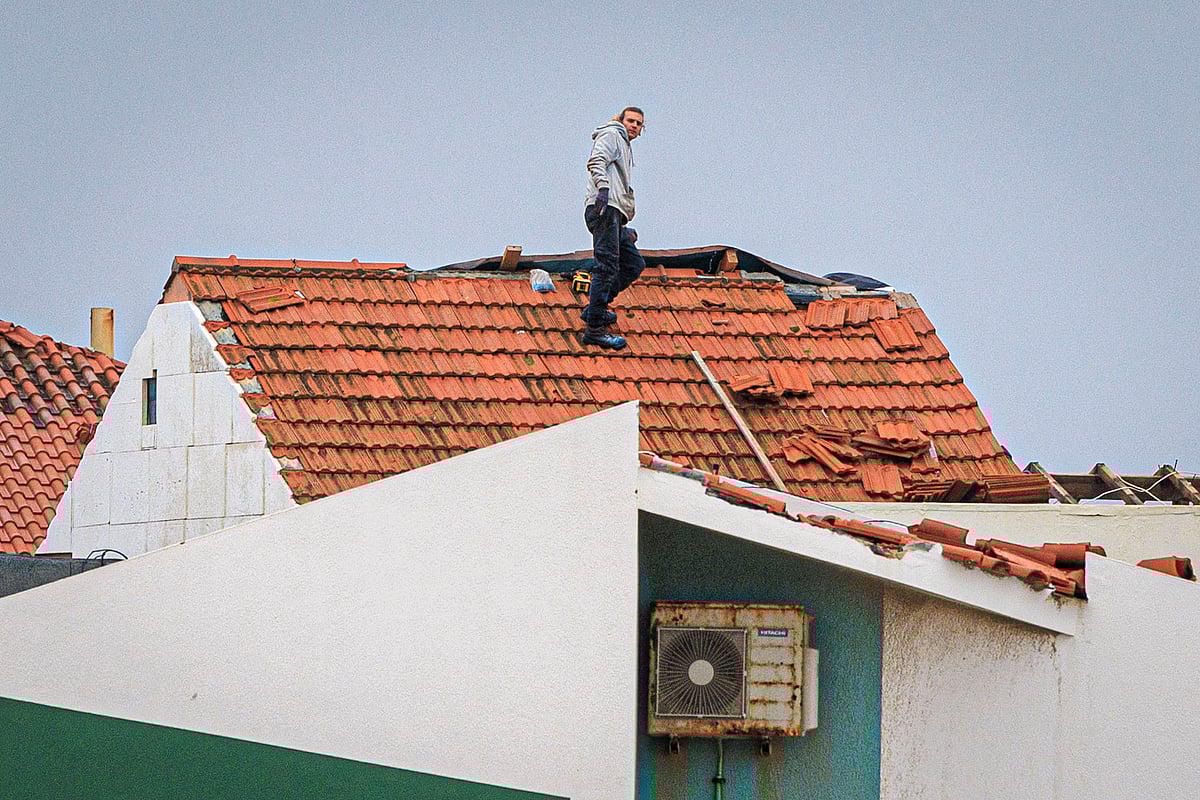 Insurers get 100,000+ weather claims