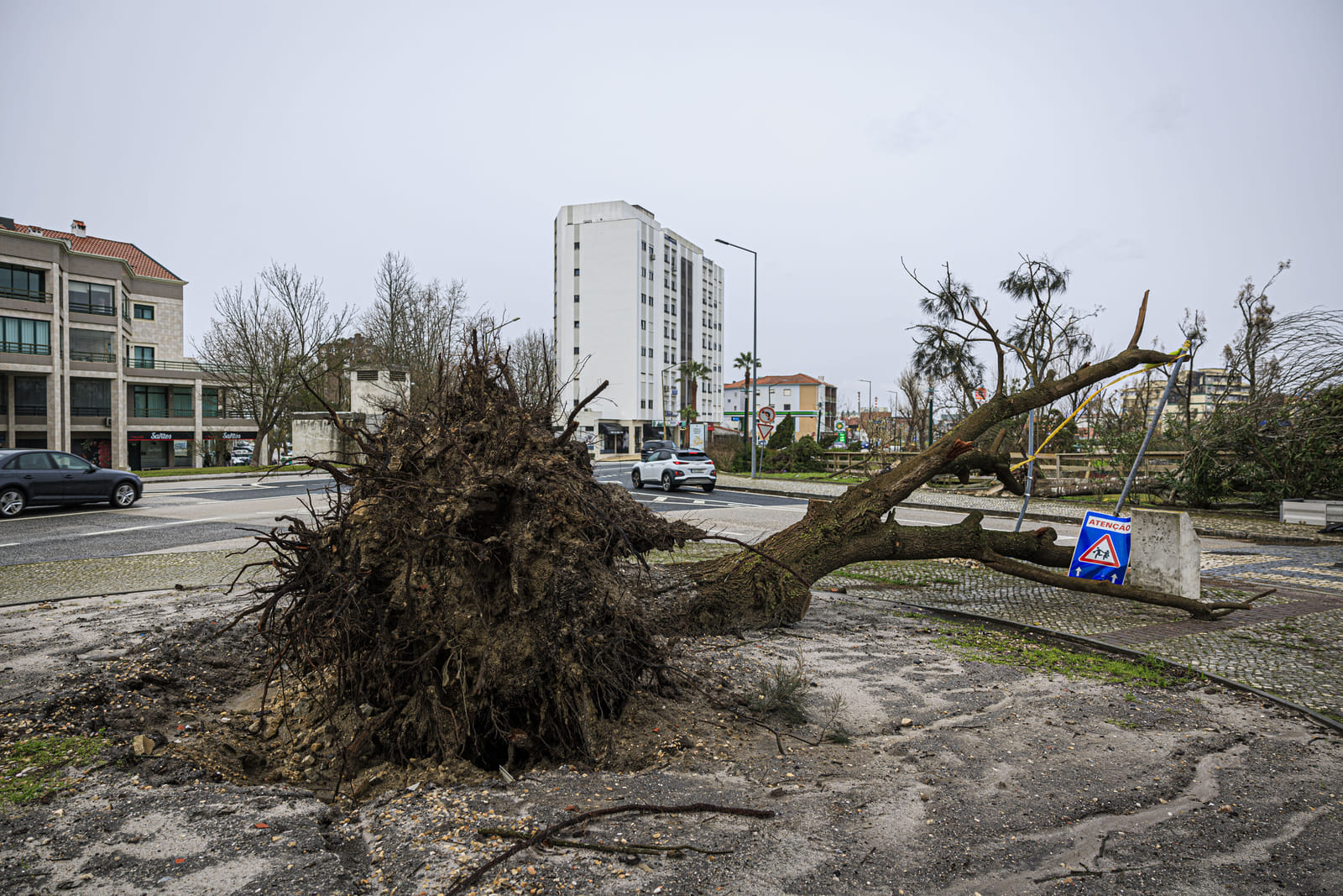 Storms: Around 20,000 customers remain without fixed communication services
