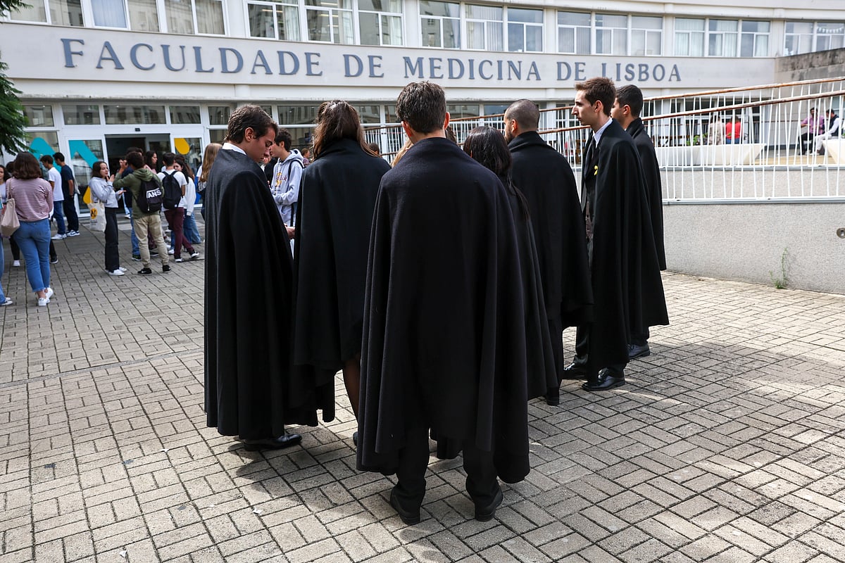 Rural, low‑income students lag in university access