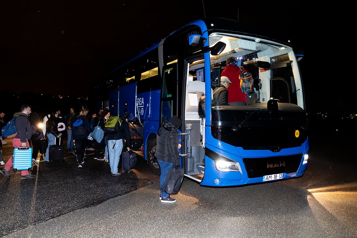 Portugal has already repatriated 500 citizens from the Middle East. Cruise passengers have also begun to depart