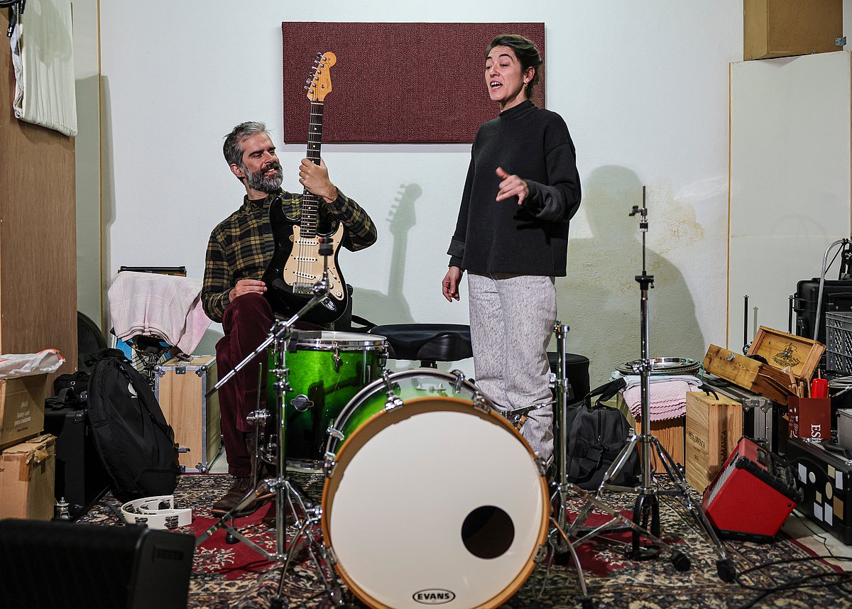 Lavoisier present ‘era com h’ at Culturgest to celebrate poetry