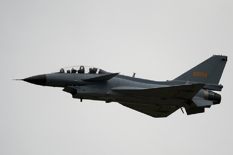 China inicia dois dias de exercícios com fogo real no estreito de Taiwan