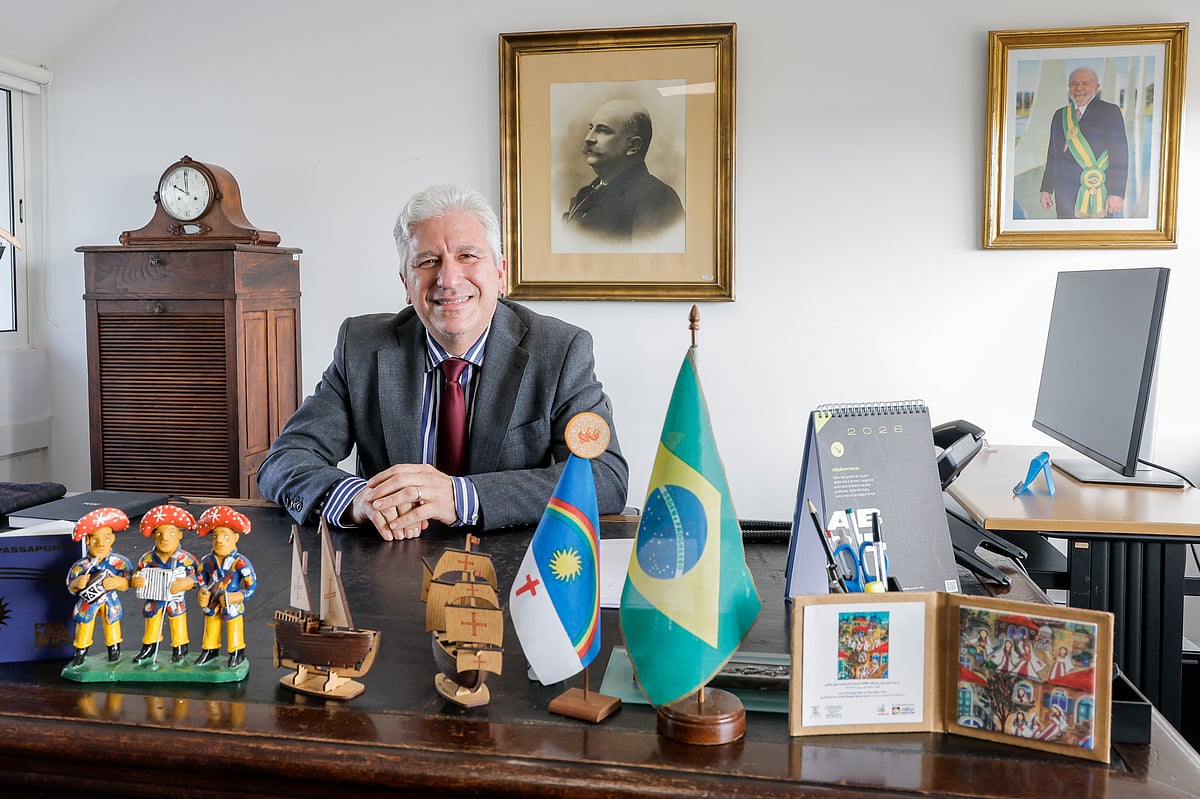 Consul-General of Brazil in Lisbon presents information session on consular services