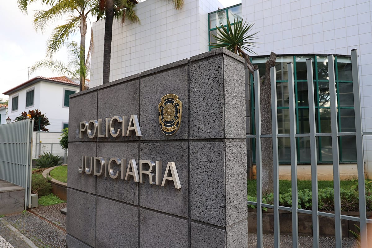 PJ conducts searches at public institutions and a commercial company in Madeira
