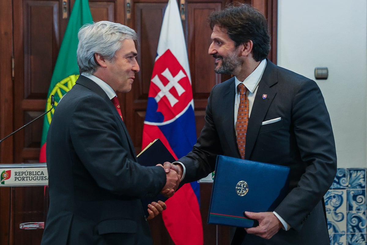Portugal and Slovakia sign military cooperation agreement with Slovak interest in drones and KC-390 aircraft