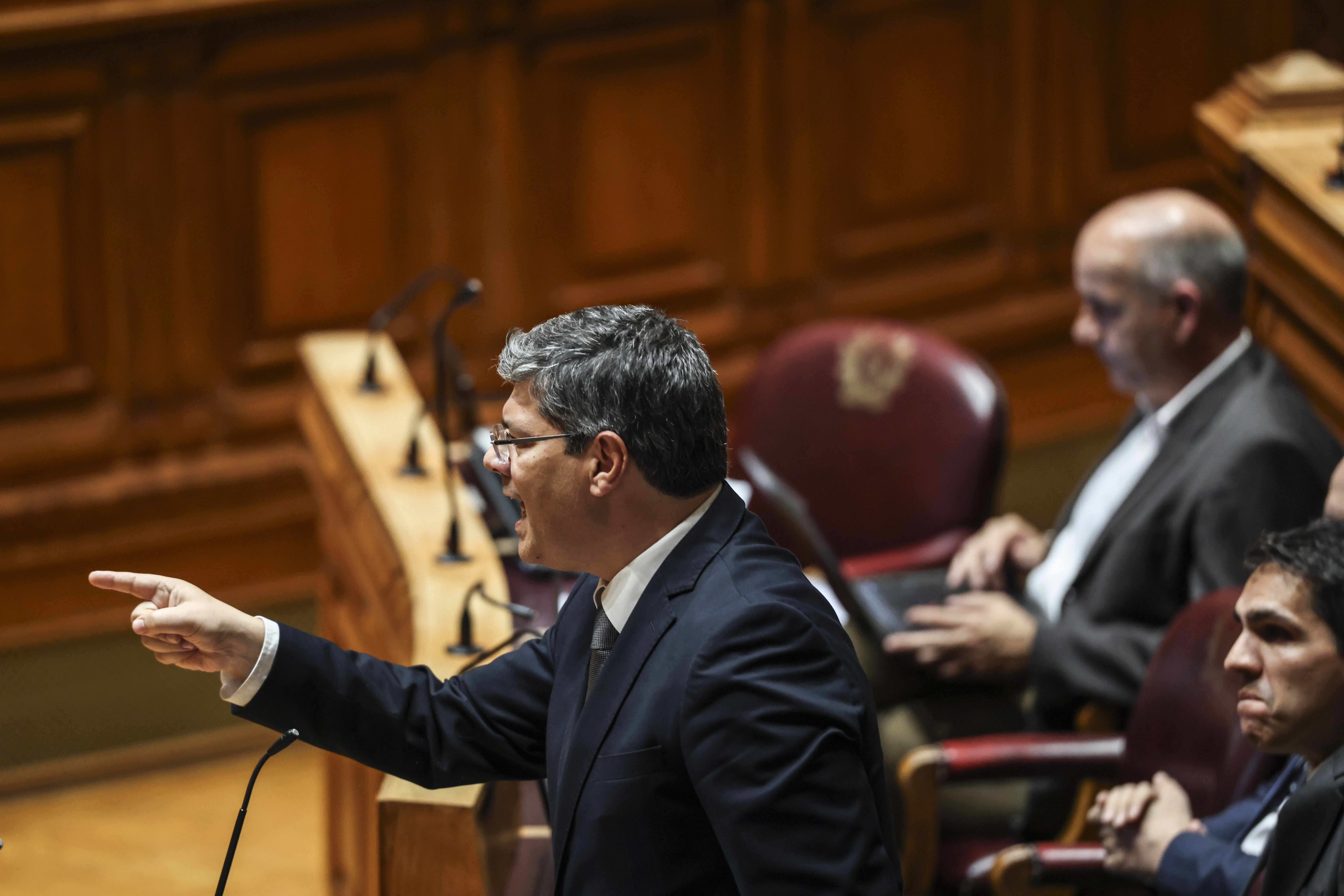 Venezuela, Orbán and 'social media squabbles' mark parliamentary debate on rising prices
