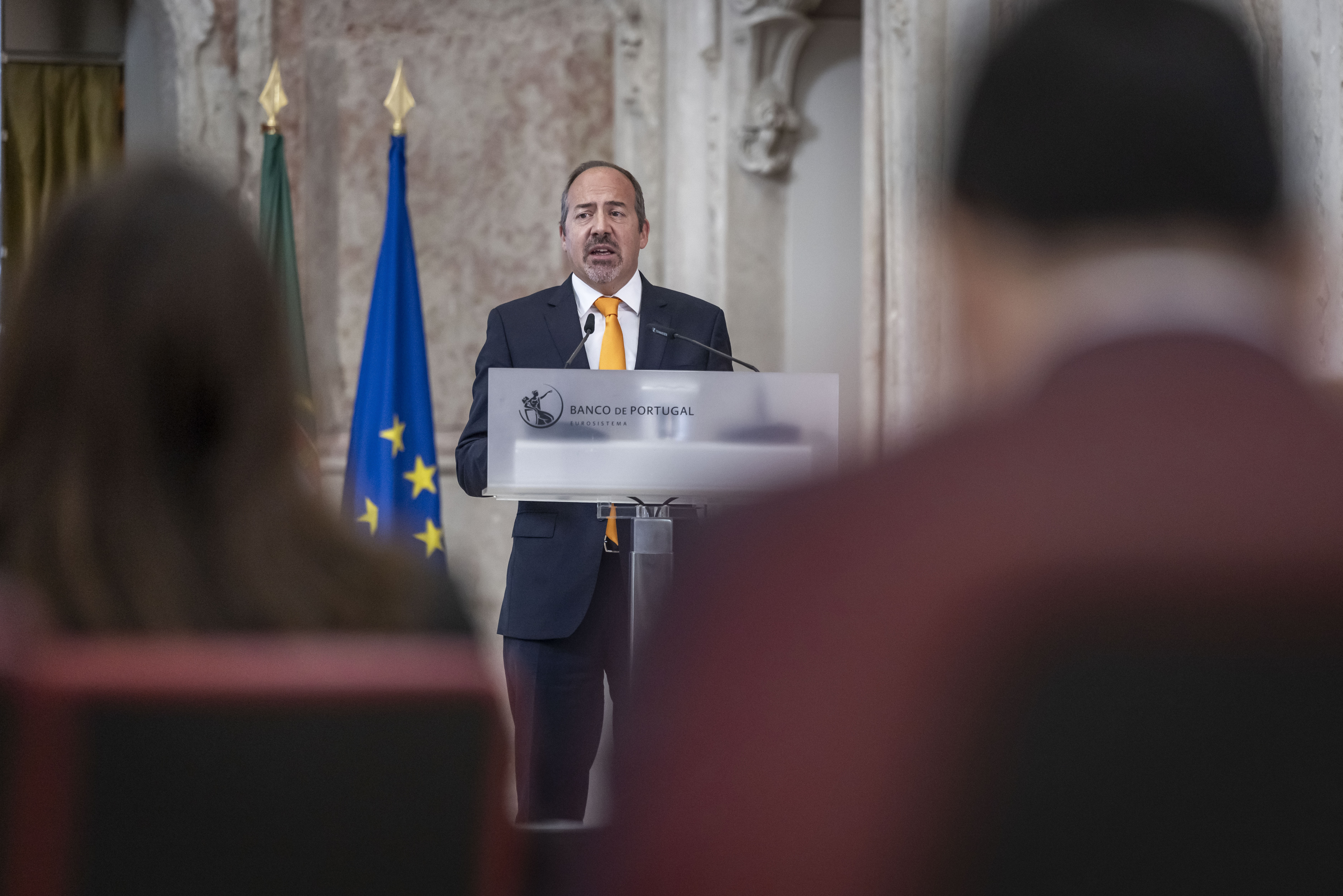 Governor of the Bank of Portugal advocates for attracting immigrants with "bachelor's, master's, and doctoral degrees"