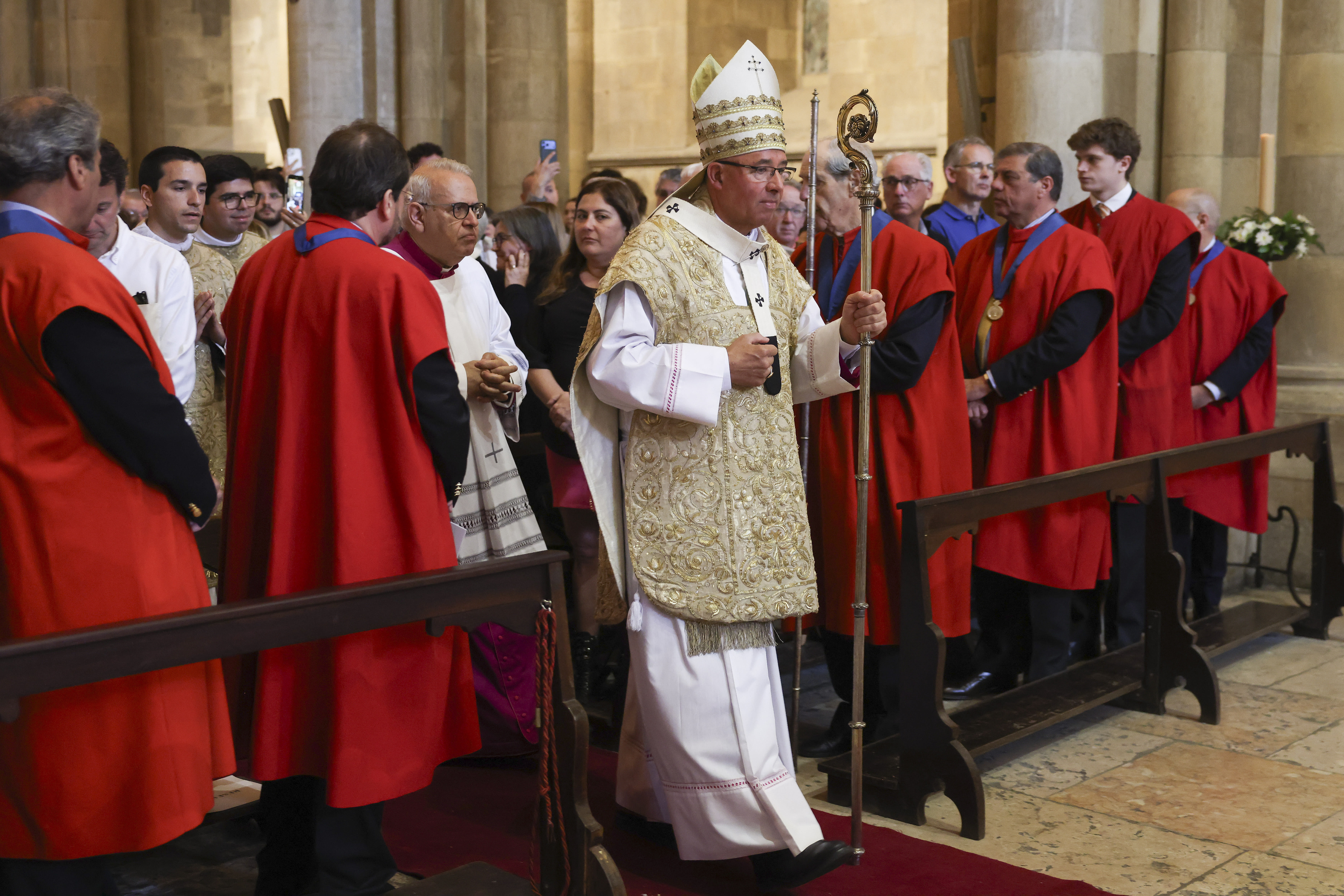 Patriarch of Lisbon reminds us that the world "needs resurrected hearts" and not just "technical solutions"