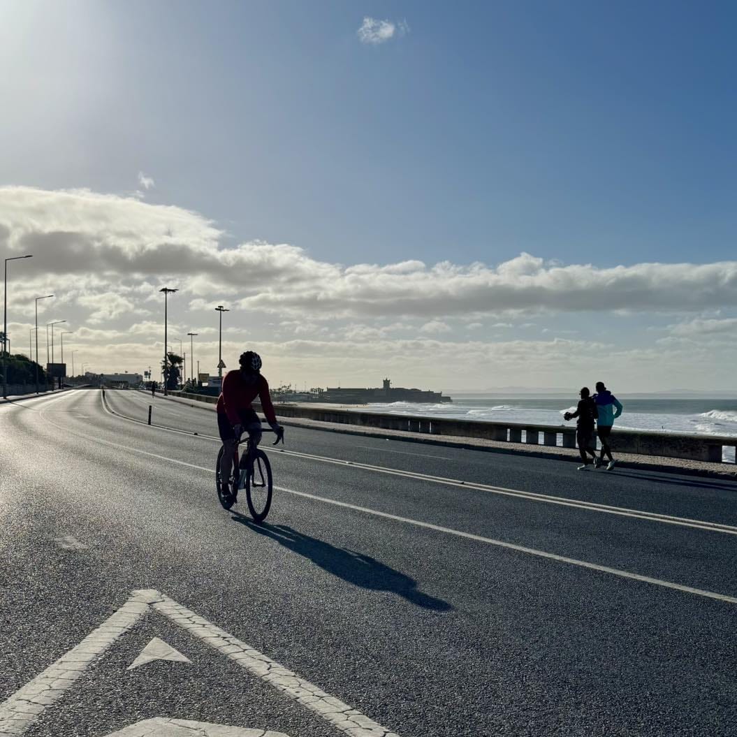 World Physical Activity Day closes the Lisbon to Cascais coastal road until 1:00 PM