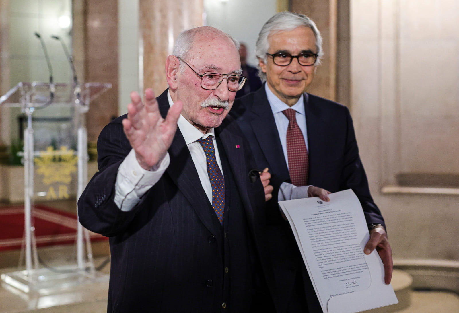 Ruy de Carvalho honoured at the Assembly of the Republic makes an appeal: "Cherish culture"