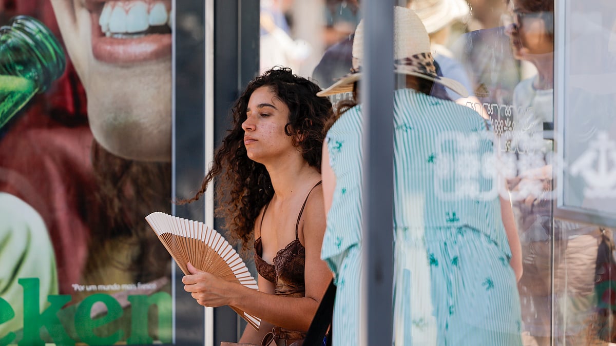 Heat until Tuesday with highs of 30 degrees and UV radiation warning