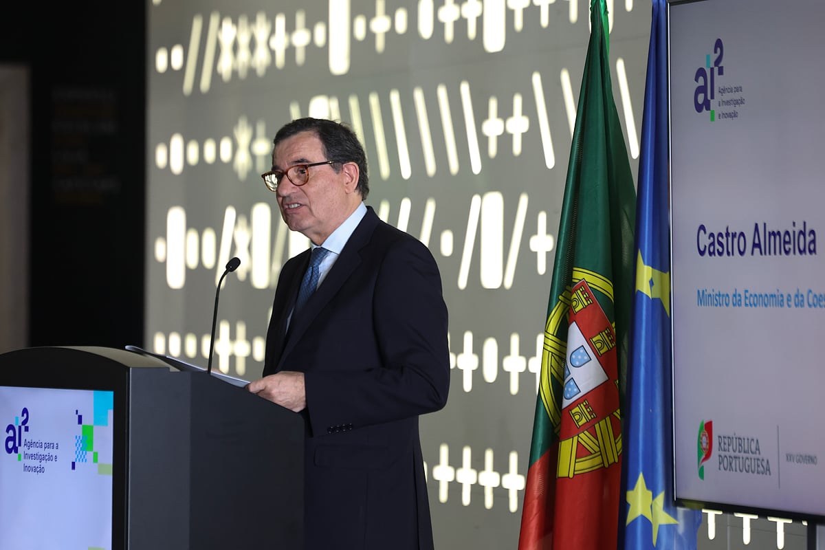 Economy Minister clarifies funding for 22.6 billion euro plan