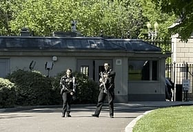 Casa branca casa branca em estado de alerta máximo após disparos enquanto trump discursava. Um homem baleado pela polícia 2026 sem t%c3%adtulo casa branca os jornalistas foram esta segunda-feira, 4 de maio, retirados da casa branca, após terem sido ouvidos disparos nas... Iustitia. Bg casa branca em estado de alerta máximo após disparos enquanto trump discursava. Um homem baleado pela polícia 2026 2026-05-04 21:23:49 justiça - iustitia. Bg casa branca