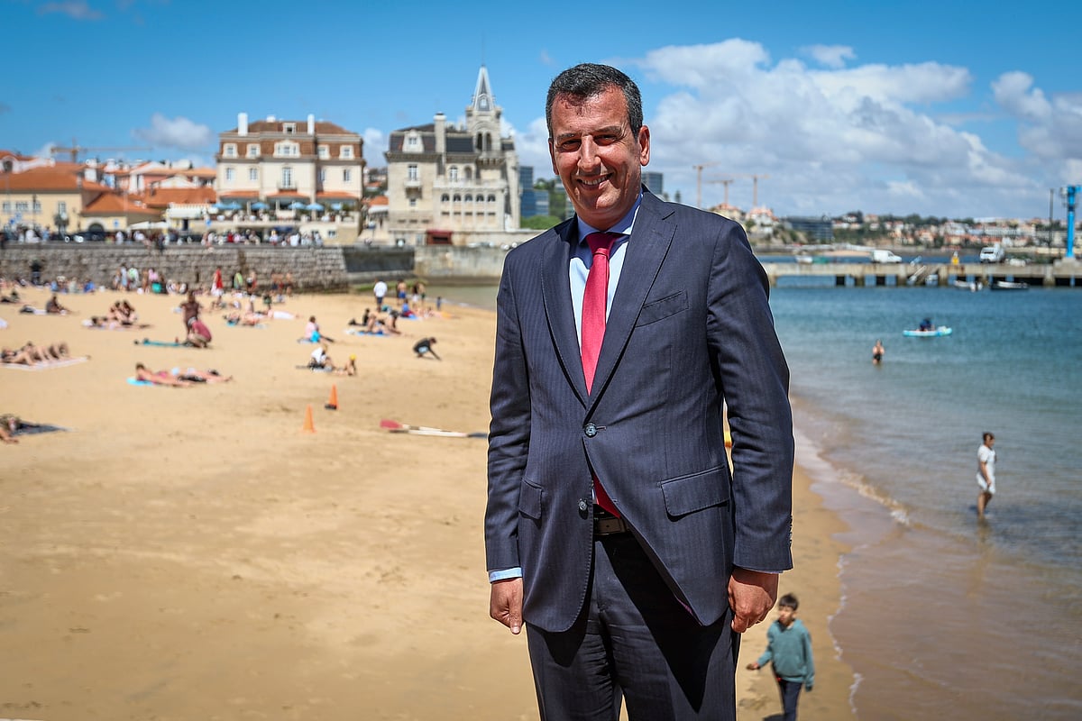 Ad - psd-cds nuno piteira lopes: "a minha obrigação é escolher os melhores para trabalharem a bem de cascais" 2026 06052026 paulo spranger560581 ad - psd-cds em que é que os objetivos que apresentou ao candidatar-se à câmara de cascais ficaram mais fáceis com a entrada do... Iustitia. Bg nuno piteira lopes: "a minha obrigação é escolher os melhores para trabalharem a bem de cascais" 2026 2026-05-11 08:42:29 justiça - iustitia. Bg ad - psd-cds
